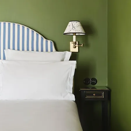 Hotel Les Deux Gares & Parigi