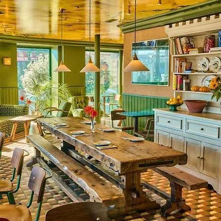 Les Deux Gares & 4* Parigi