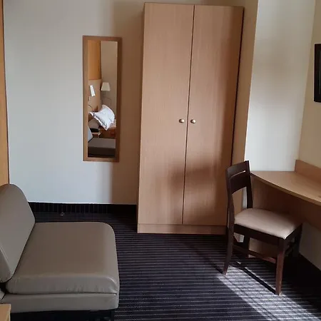 Hotel Les Deux Gares & 4*