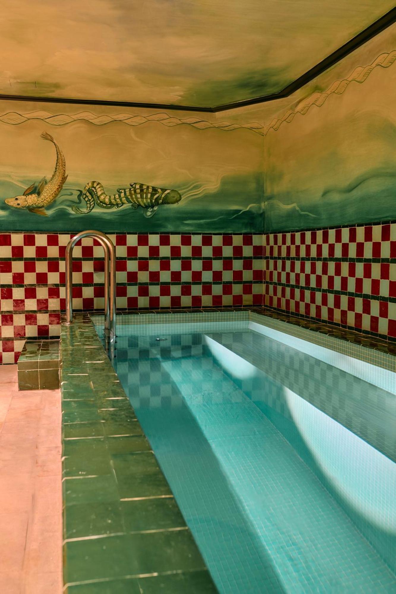 Les Deux Gares & Hotel