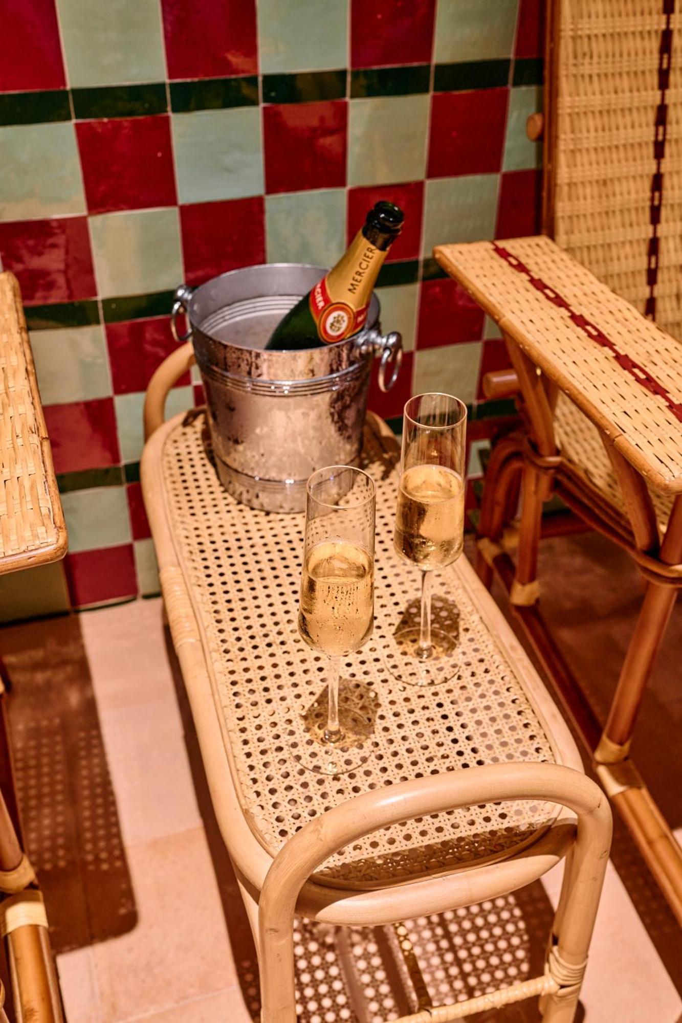 Hotel Les Deux Gares & Paris